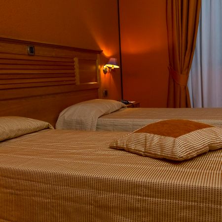 Hotel Futura Centro Congressi Νάπολη Εξωτερικό φωτογραφία