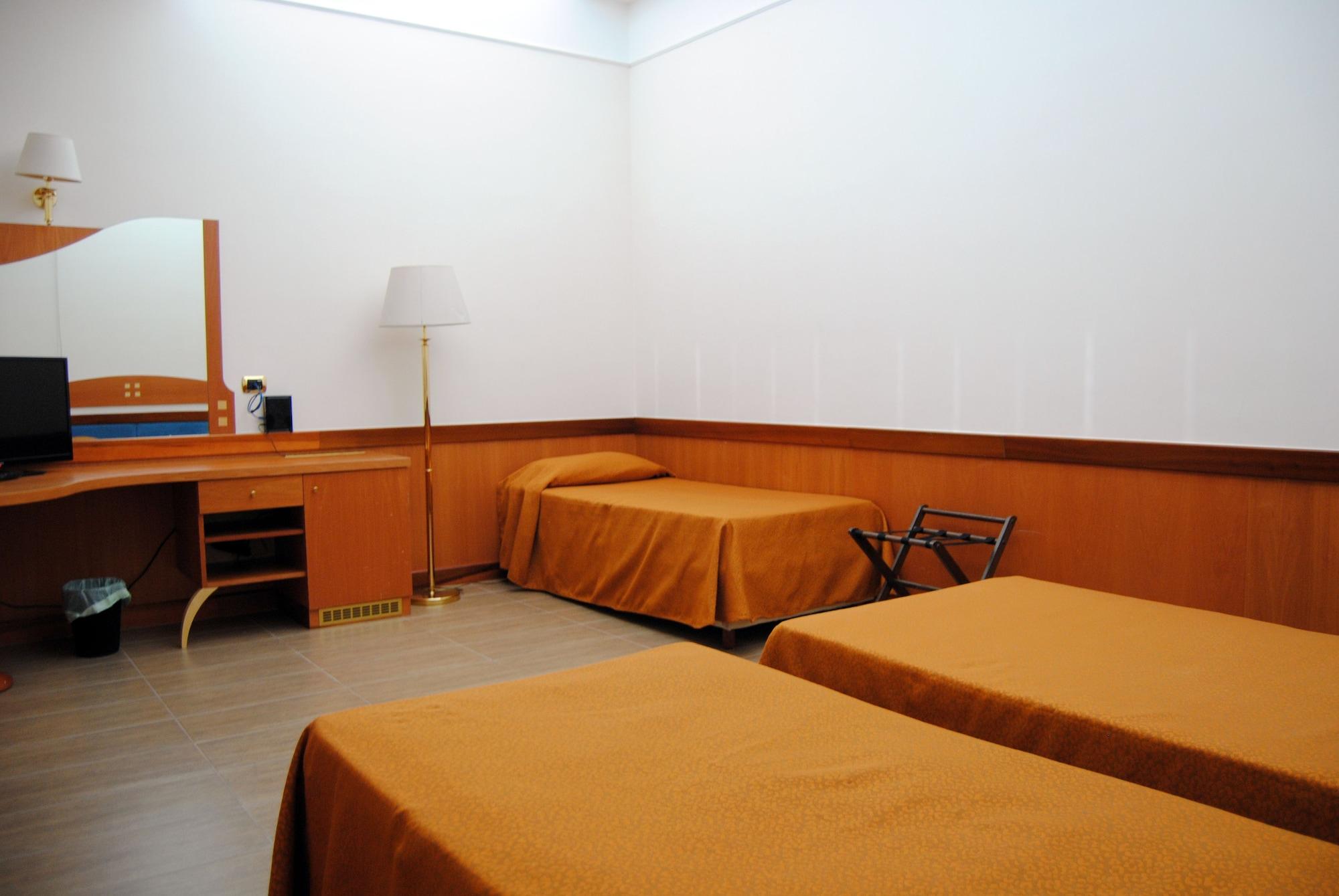 Hotel Futura Centro Congressi Νάπολη Εξωτερικό φωτογραφία