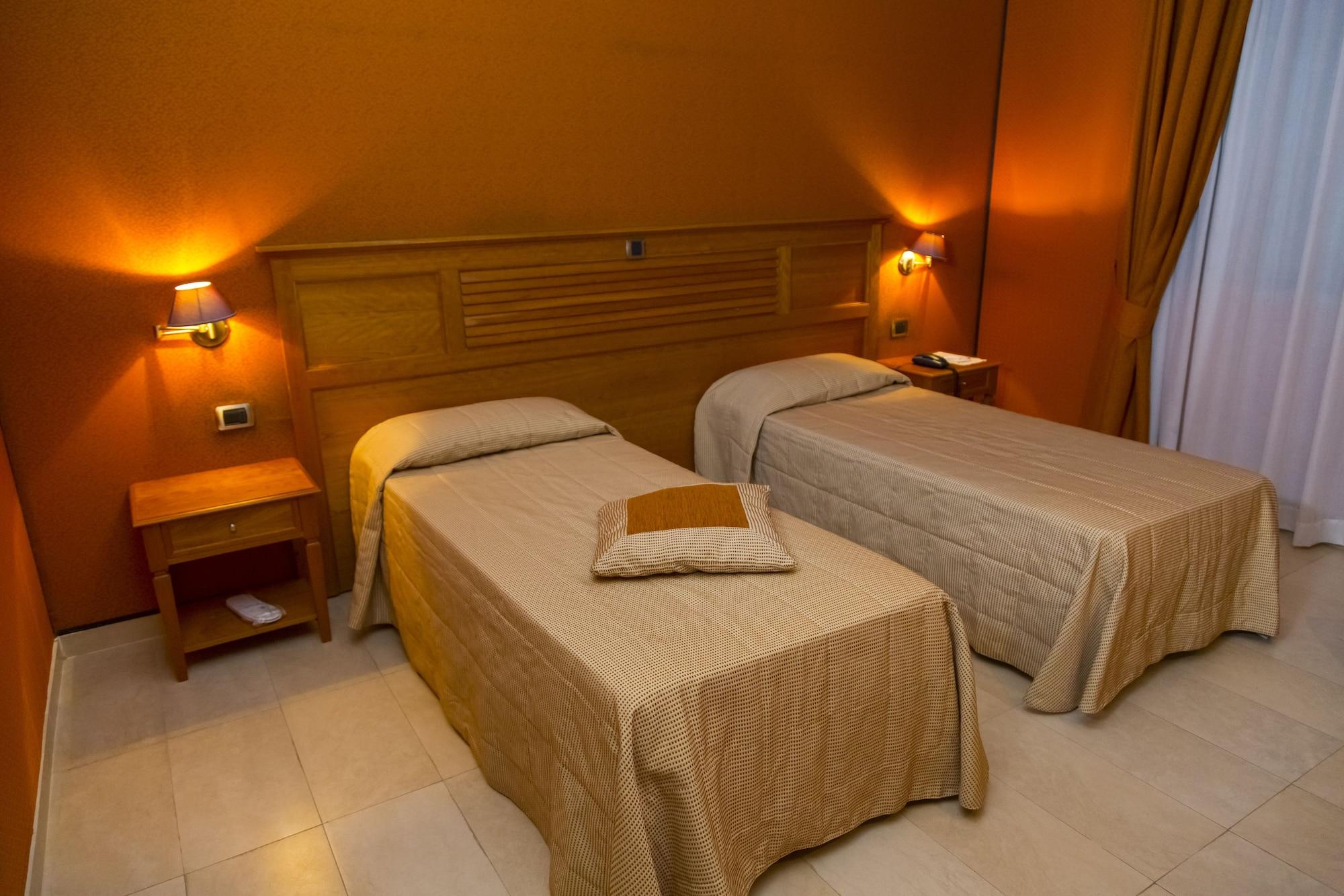 Hotel Futura Centro Congressi Νάπολη Εξωτερικό φωτογραφία
