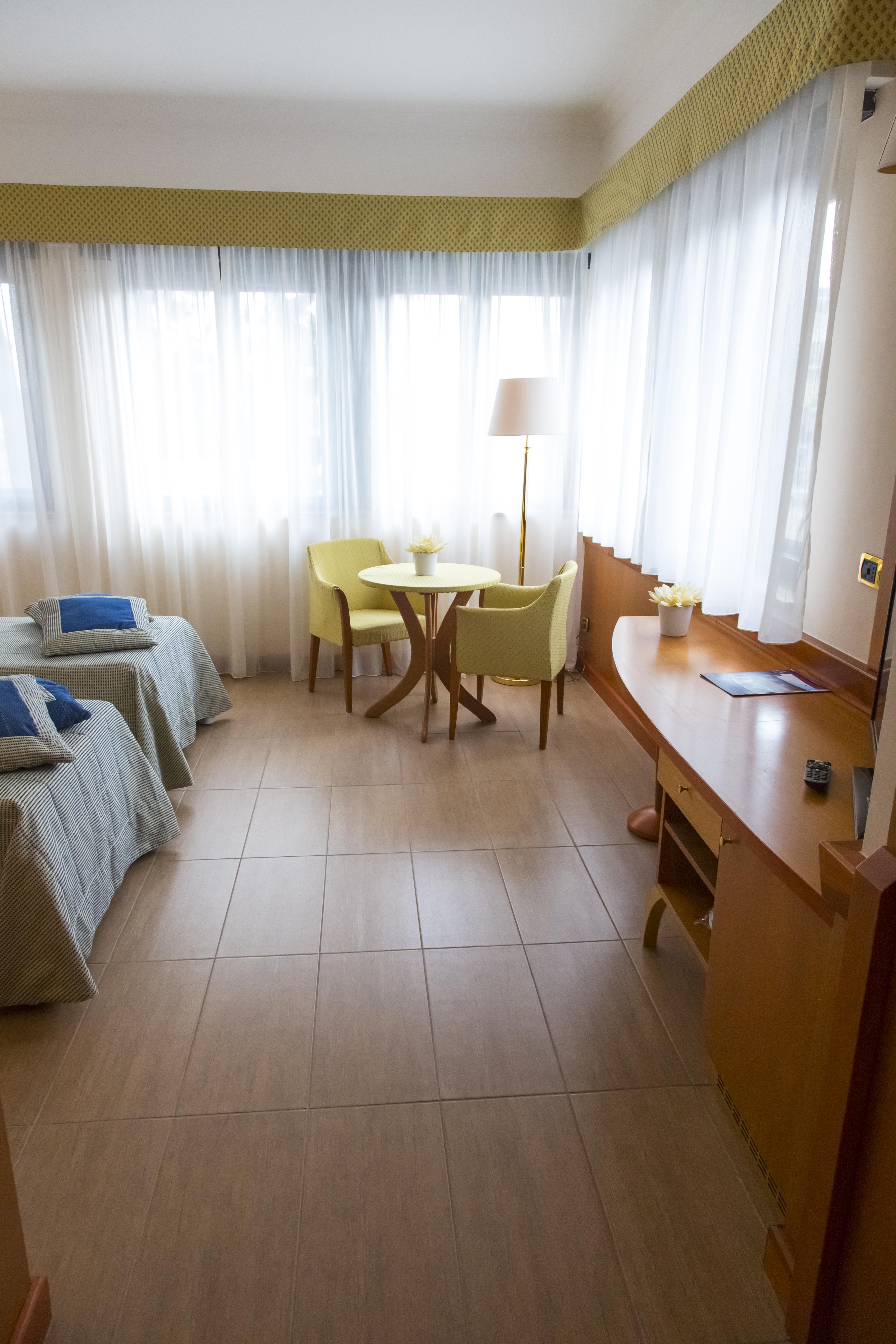 Hotel Futura Centro Congressi Νάπολη Εξωτερικό φωτογραφία